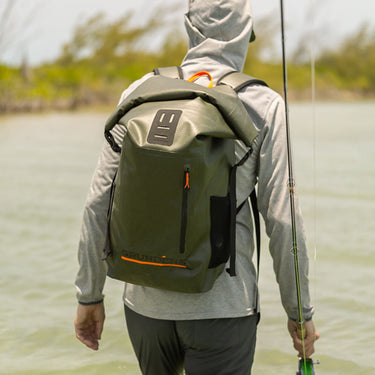 WAYWARD ROLL TOP BACKPACK 38L